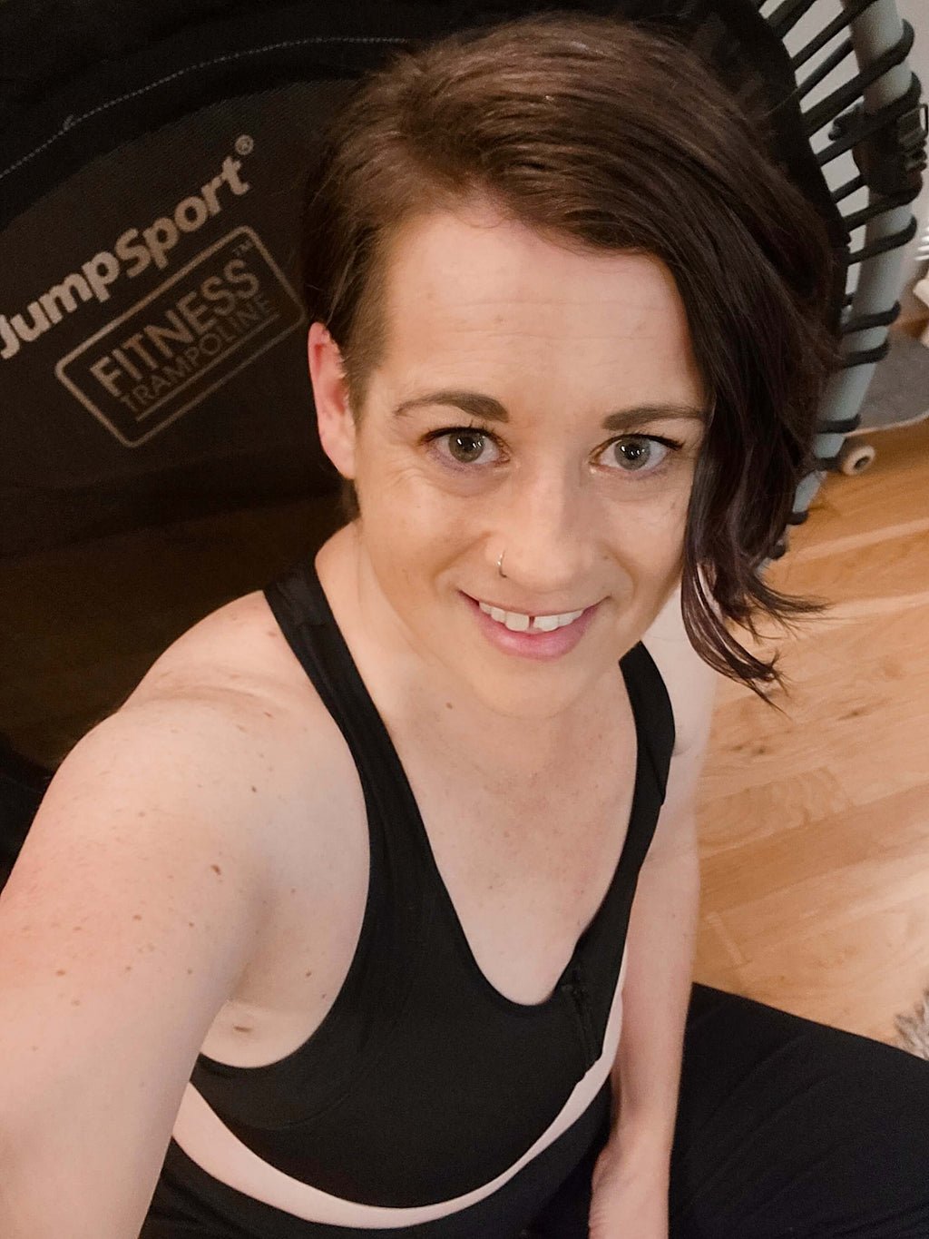 Women's Front‑Closure Sports Bra - Black
